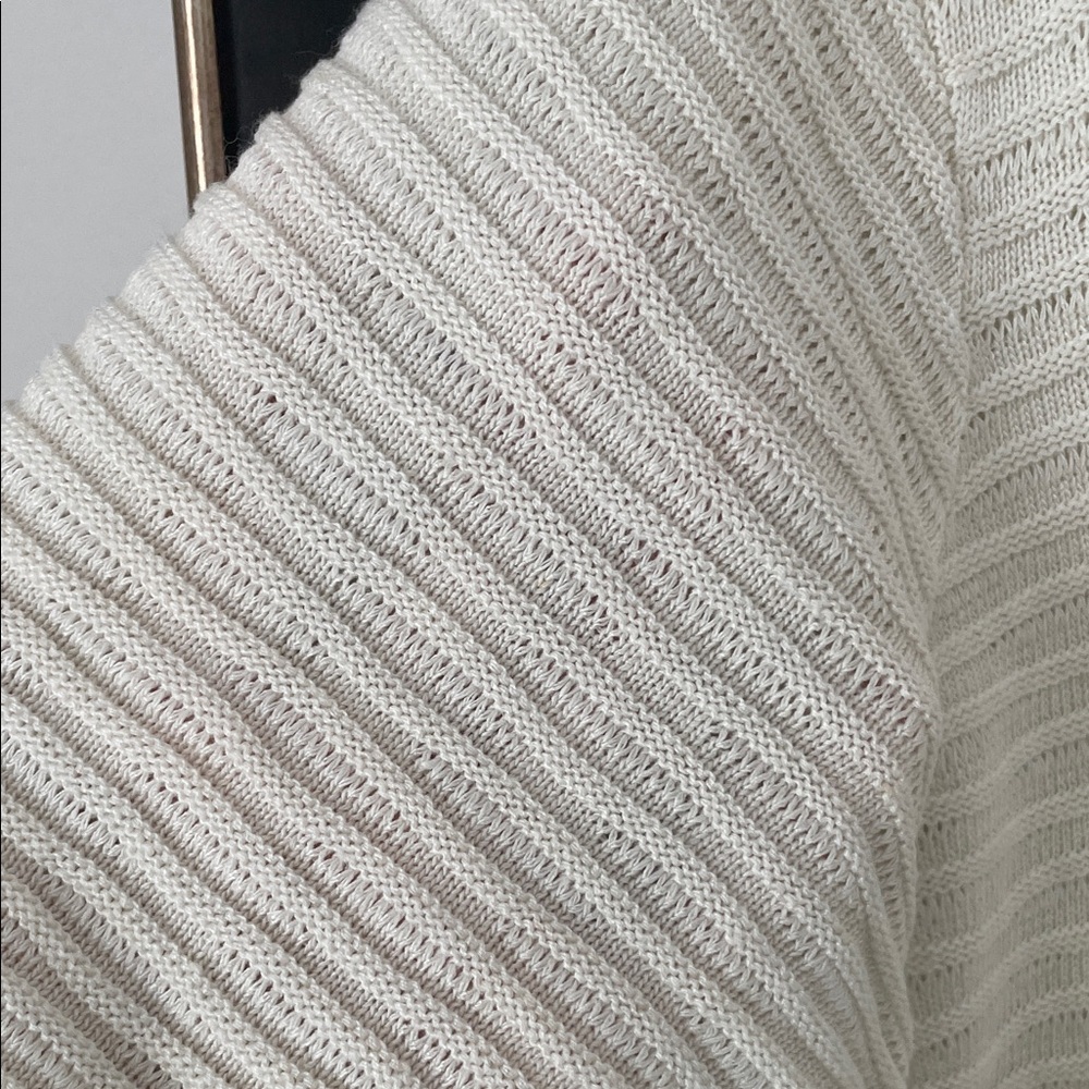 ZARA Knit Beige T-Shirt - Picture 3 of 3